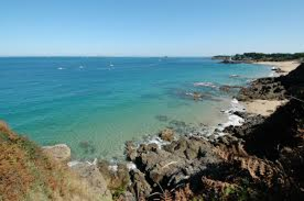 LA BRETAGNE De la côte de granit rose à la côte Emeraude