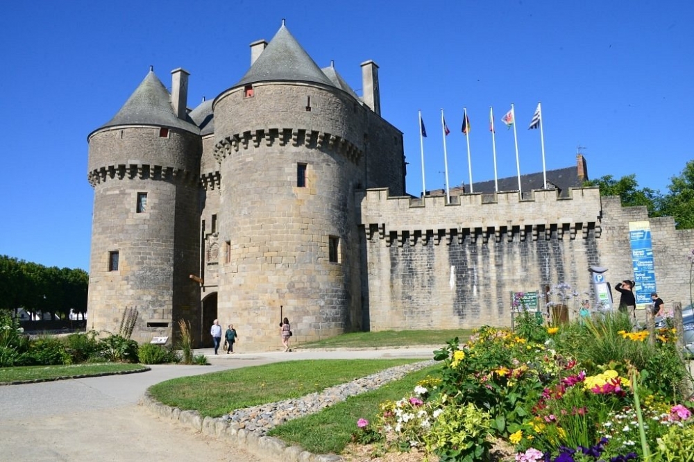 LA PRESQU